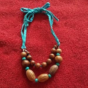 ❤ Wood bead necklace